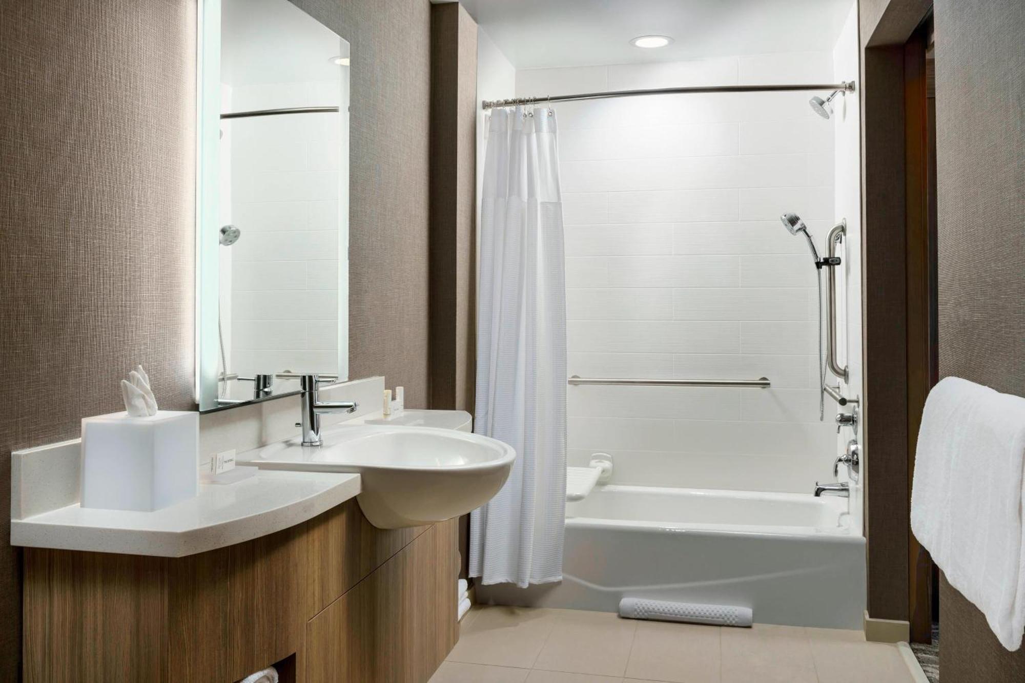 สปริงฮิลล์ สวีท เบลมอนต์ เรดวูดชอร์ส Hotel ภายนอก รูปภาพ